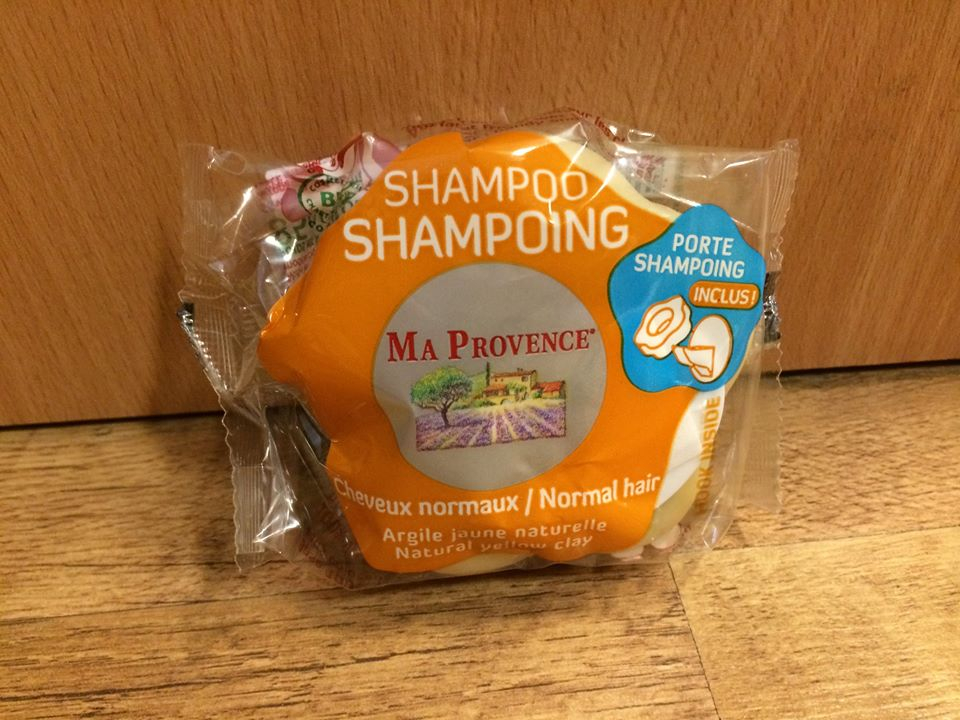 BIO tuhý šampón vhodný pre normálny typ vlasov. Základom je žltý íl, ktorý upokojuje pokožku a dodáva vlasom potrebné látky. Nie je...