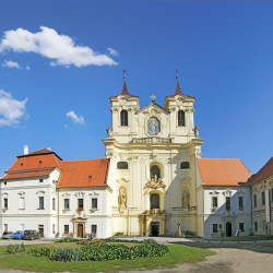 Klášterní officína - liečivé sirupy benediktínskyc...